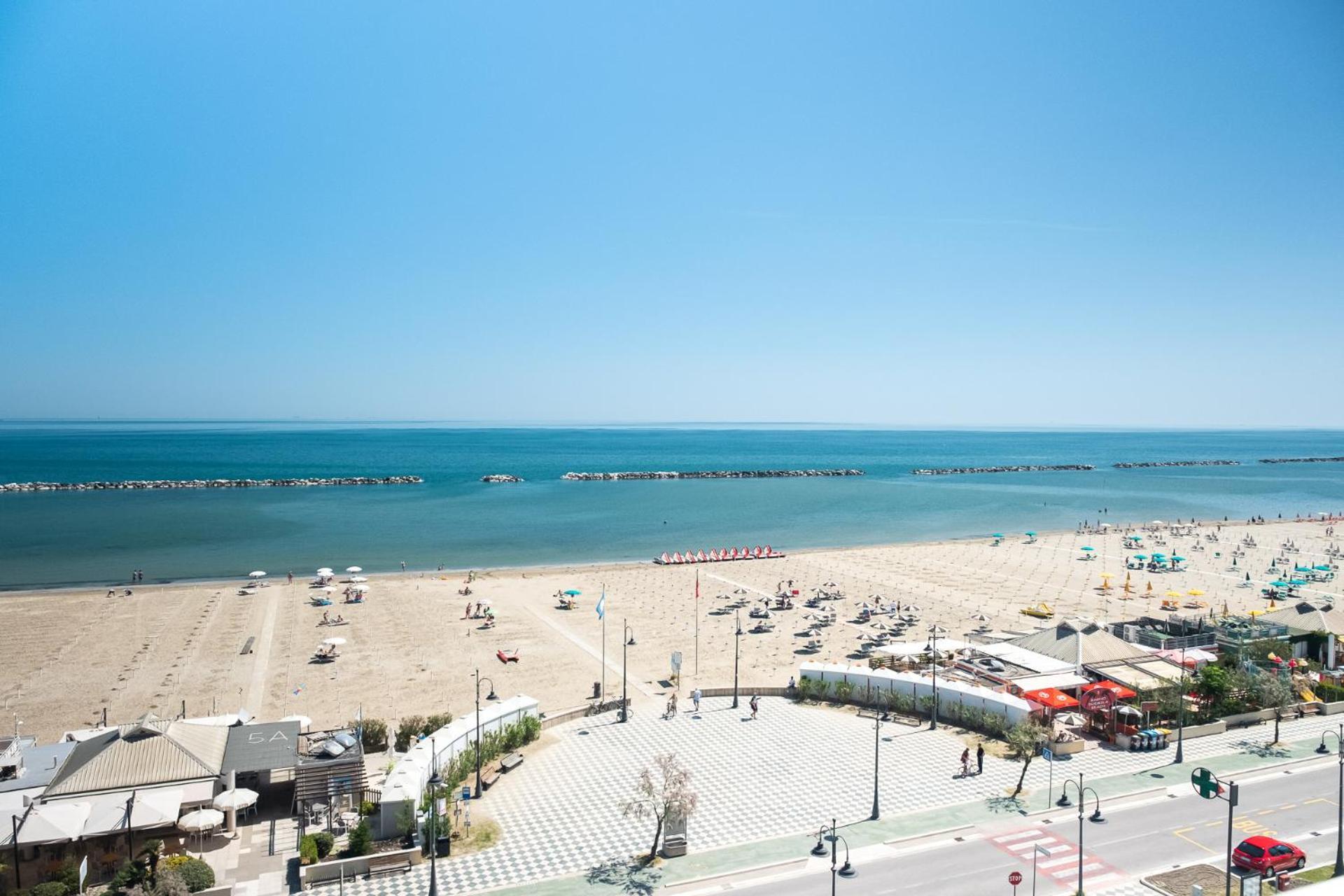 Hotel Royal Cesenatico Exterior foto